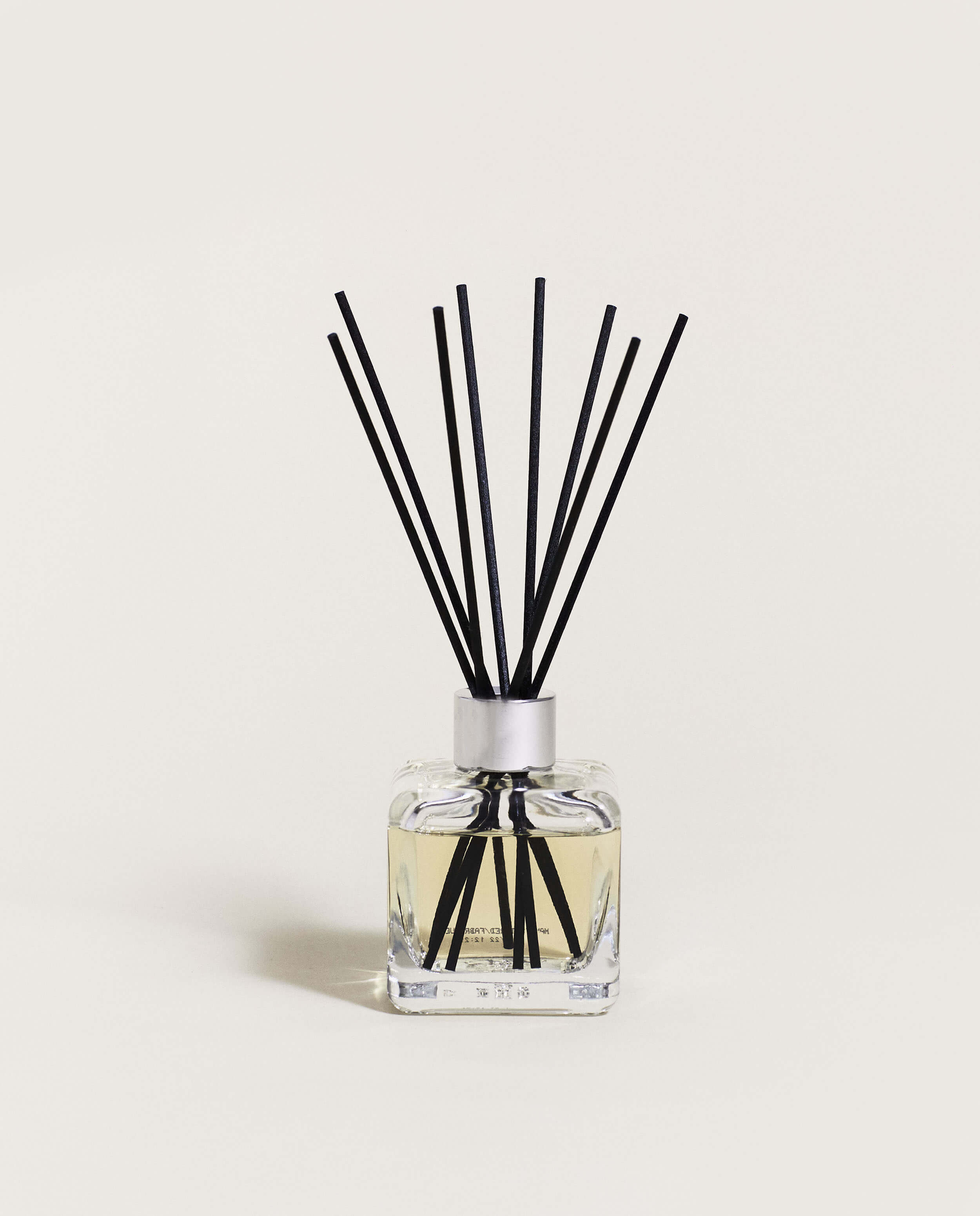 Amber Powder Pre-filled Cube Reed Diffuser