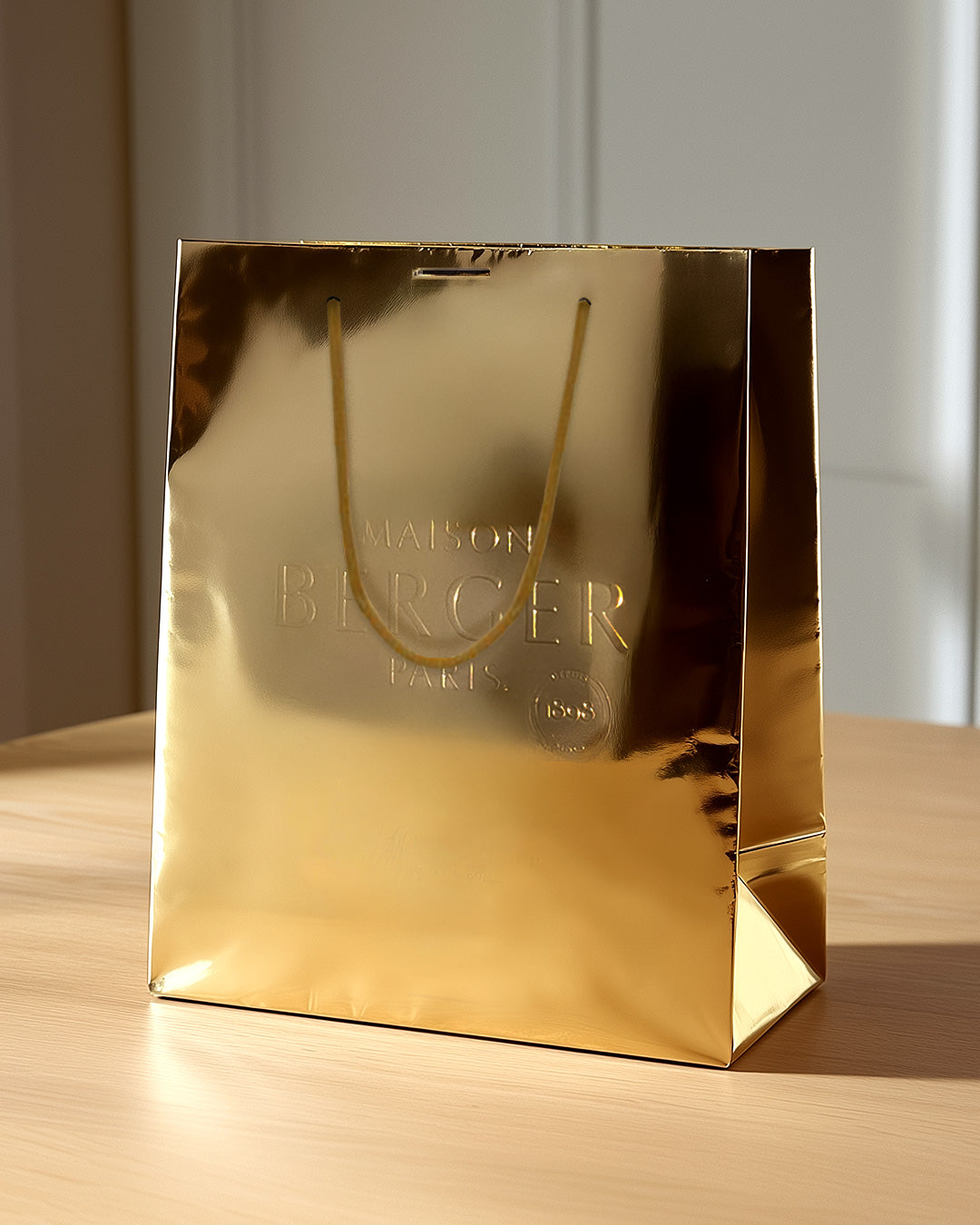 Lampe Berger ブラウン芳香器 専用袋付き Gift Bag – Gold – OFFICIAL LAMPE BERGER STORE USA - MAISON BERGER USA