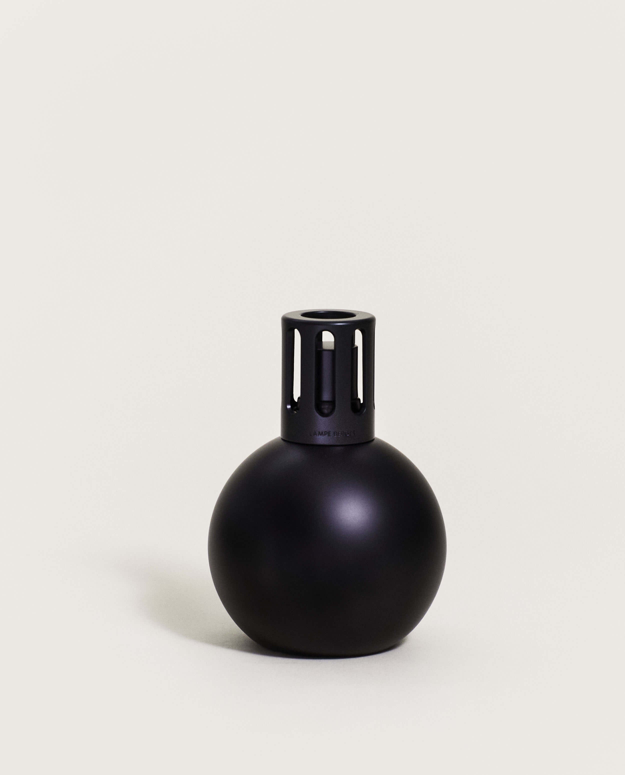 Boule Fragrance Lamp—Ultra-black