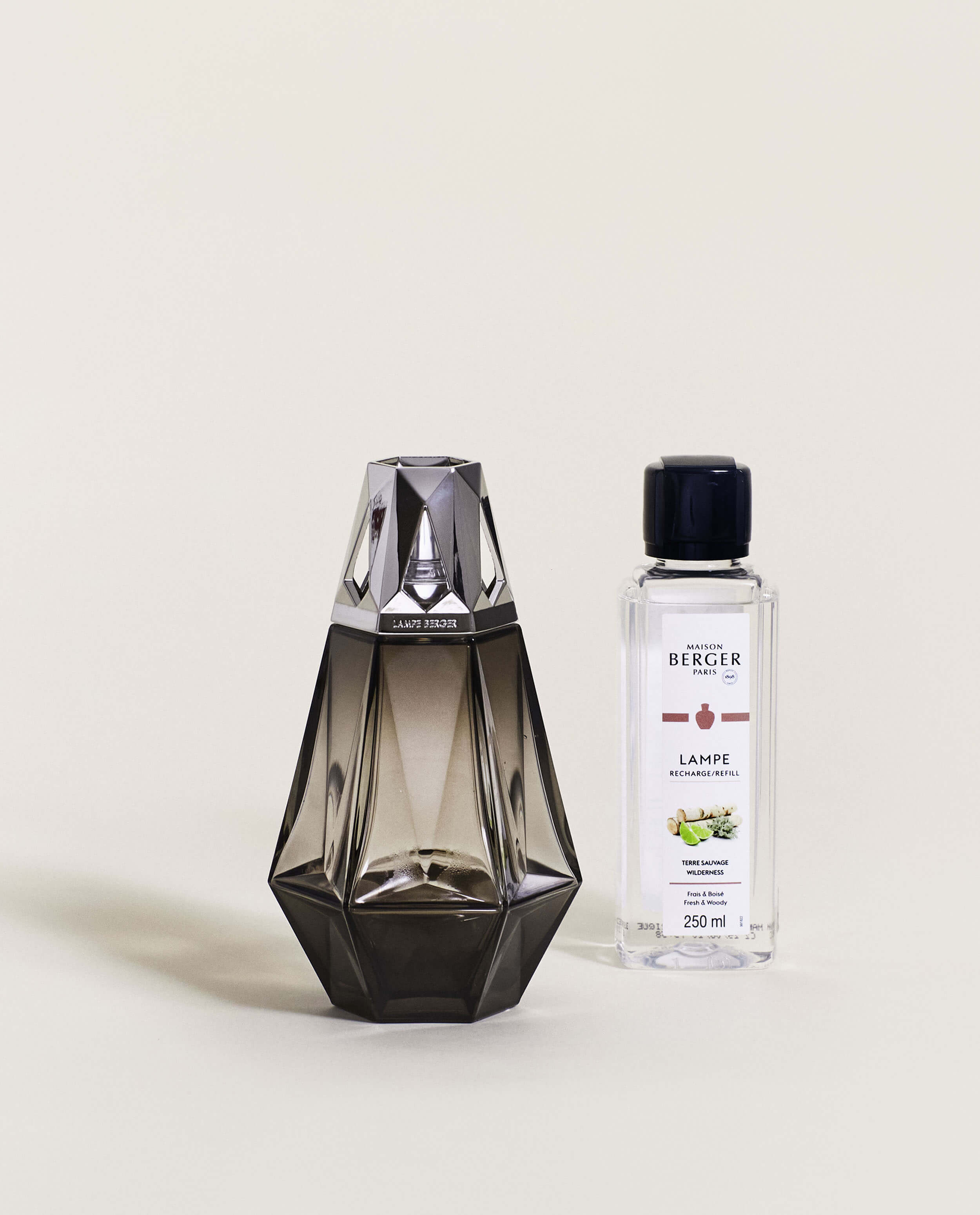 Prisme Black Home Fragrance Lamp Gift Set with Wilderness