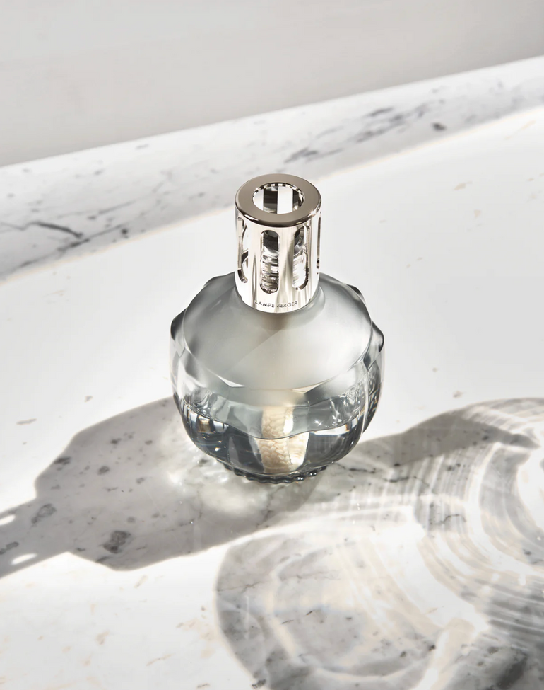 Products Molecule Fragrance Lamp Gift Set + 250 ml (8.5 oz Products Molecule Fragrance Lamp Gift Set + 250 ml (8.5 oz