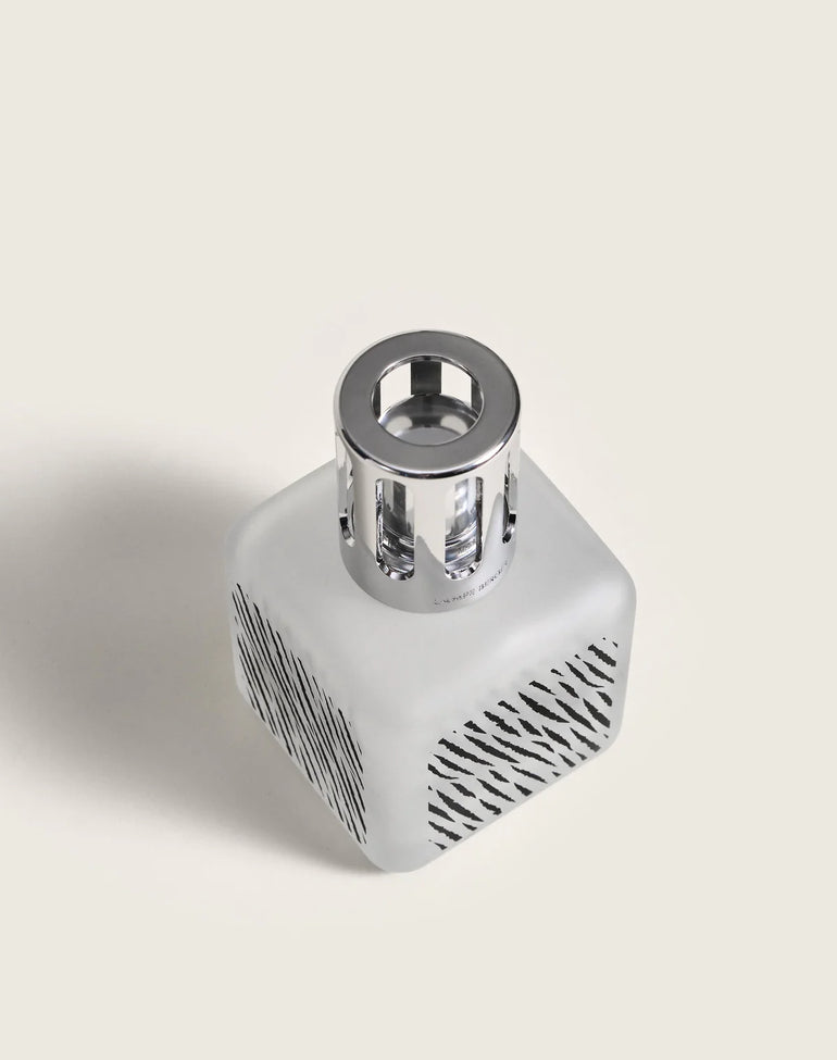 Glaçon Zebra Lamp Gift Set with Ocean Breeze – OFFICIAL LAMPE Glaçon Zebra Lamp Gift Set with Ocean Breeze – OFFICIAL LAMPE